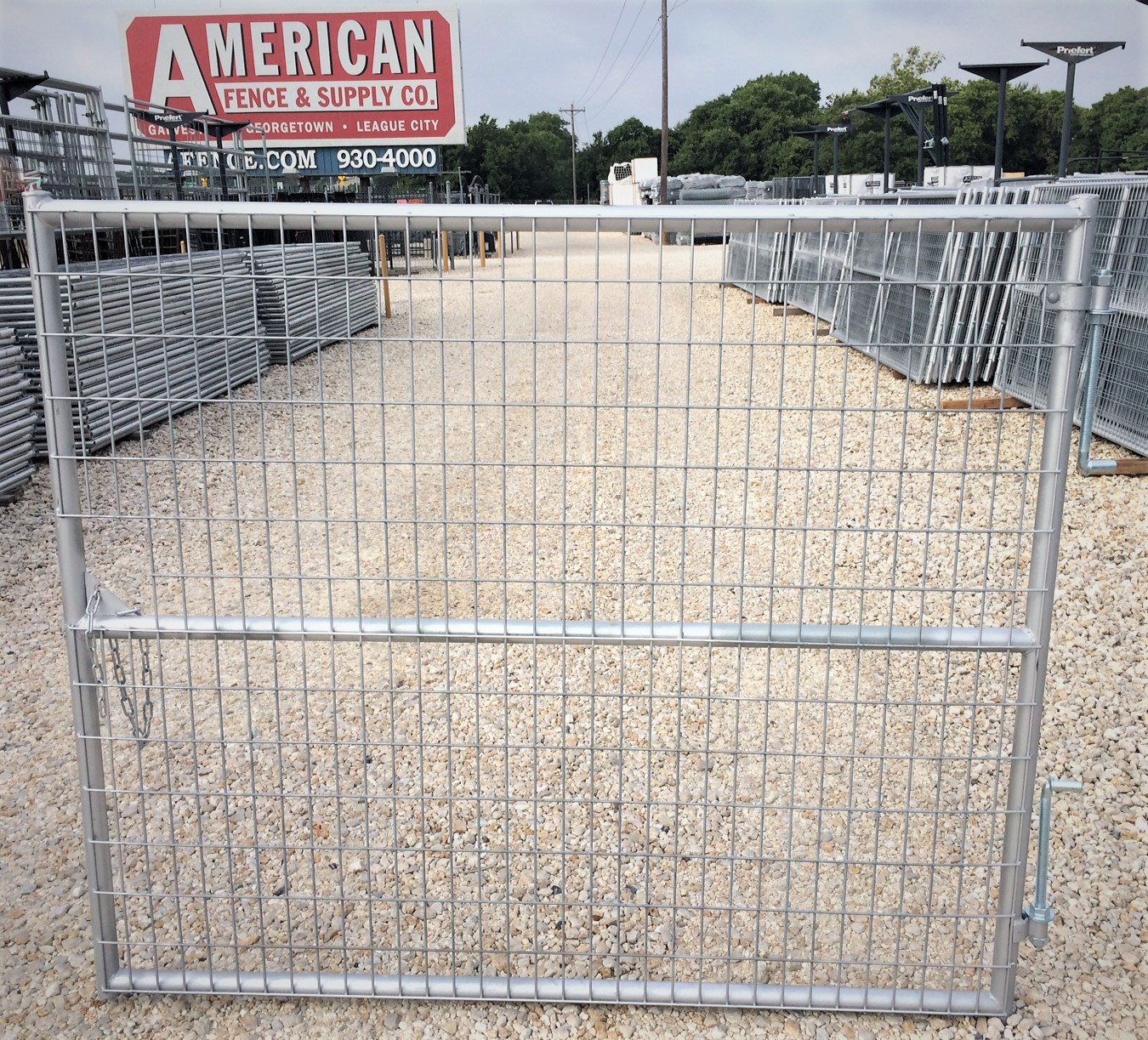 American Fence & Supply Co. Range Gate 4'W x5'T 2x4 panel 48"opening